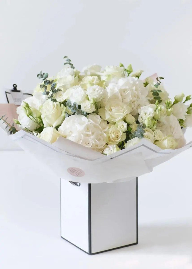 Beautifully Simple Showstopper White Bouquet
