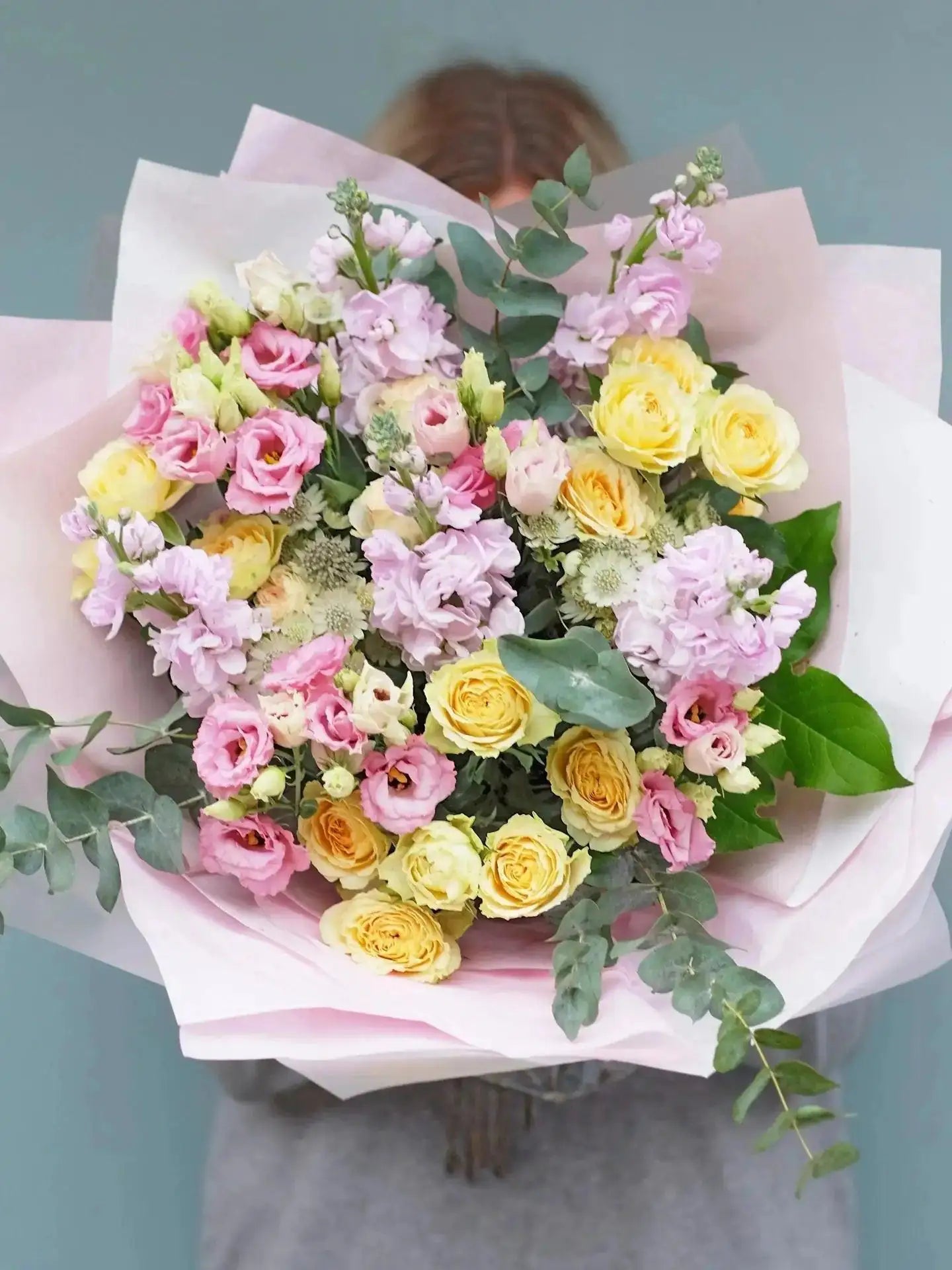 The Cherry Hill Bouquet Blume Flowers.