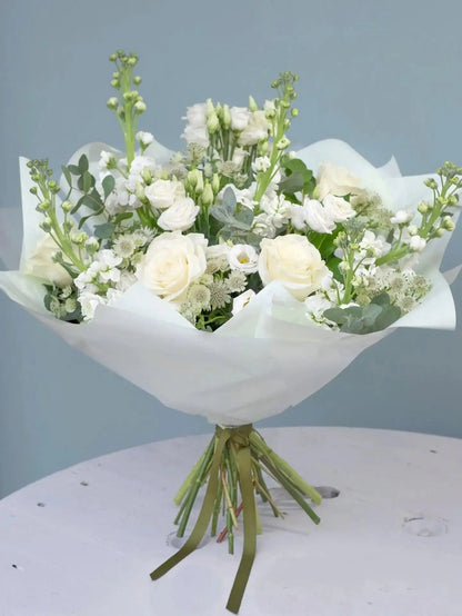 The Whitehouse Bouquet sakvbt-y1.myshopify.com