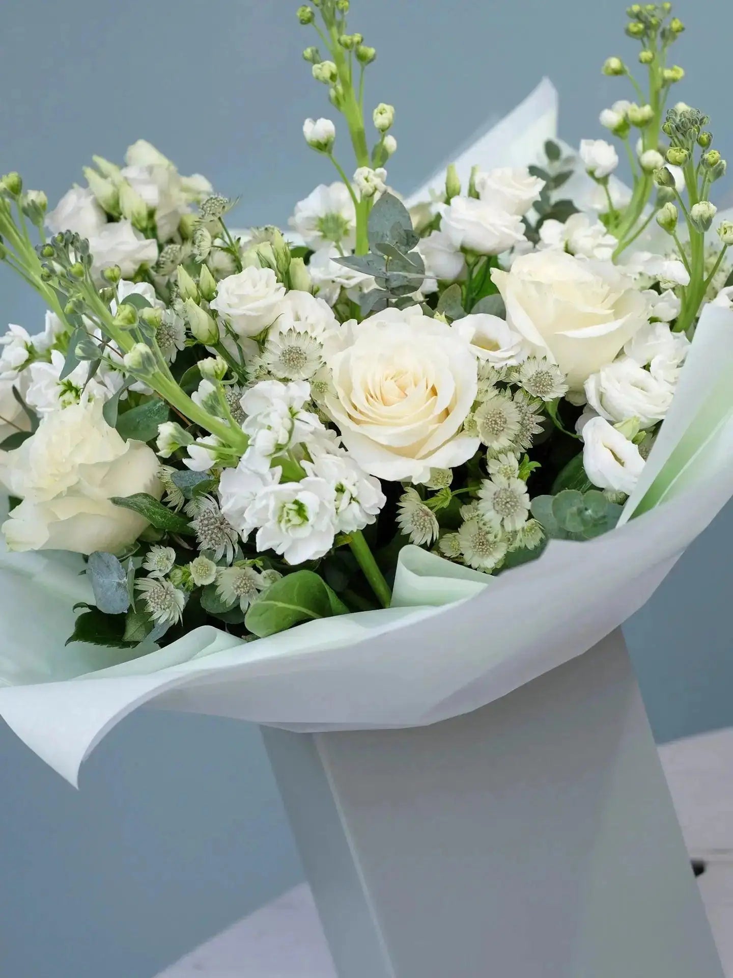 The Whitehouse Bouquet sakvbt-y1.myshopify.com